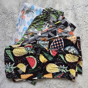 5 Pairs Of Women's Leggings Soft Fabric NWOT